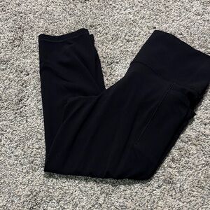 Athleta Salutation Stash Pocket Capri leggings size small